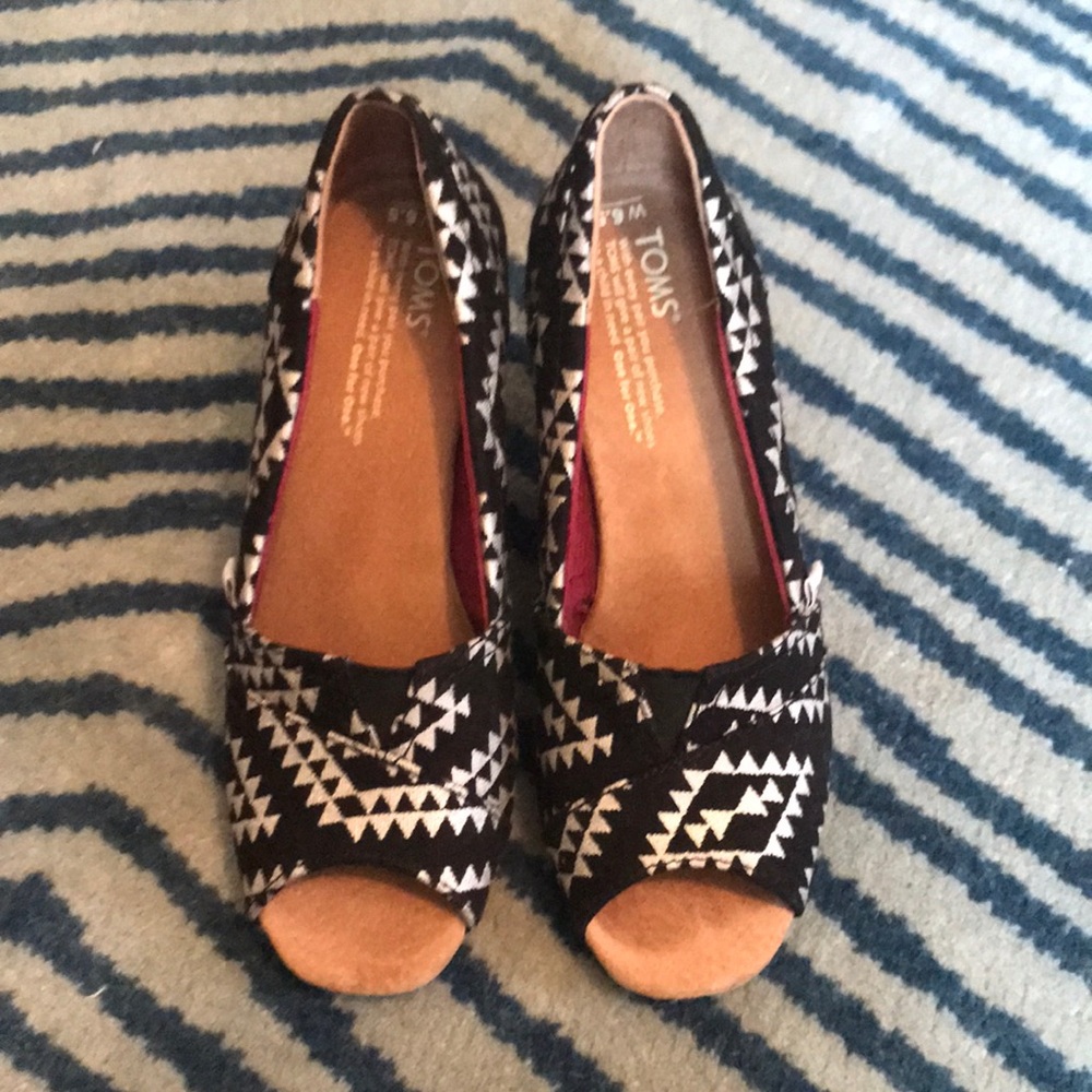toms wedges